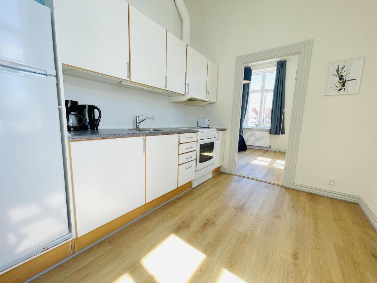 Aday - Blue Light Suite Apartment In The Center Of Hjørring Exterior foto