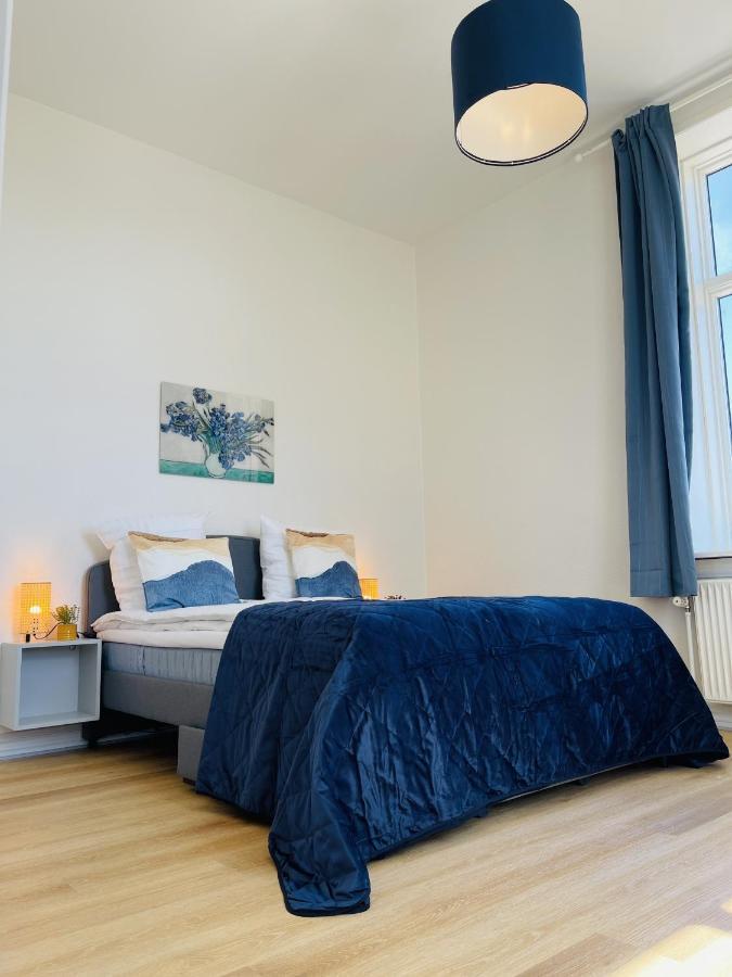 Aday - Blue Light Suite Apartment In The Center Of Hjørring Exterior foto