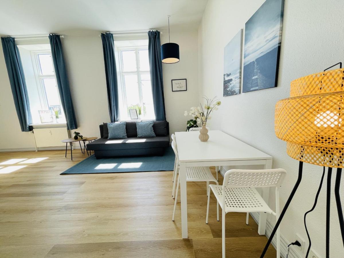 Aday - Blue Light Suite Apartment In The Center Of Hjørring Exterior foto